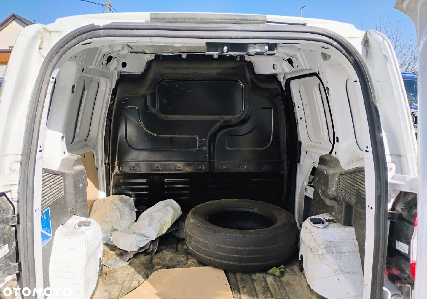 Ford TRANSIT COURIER - 13