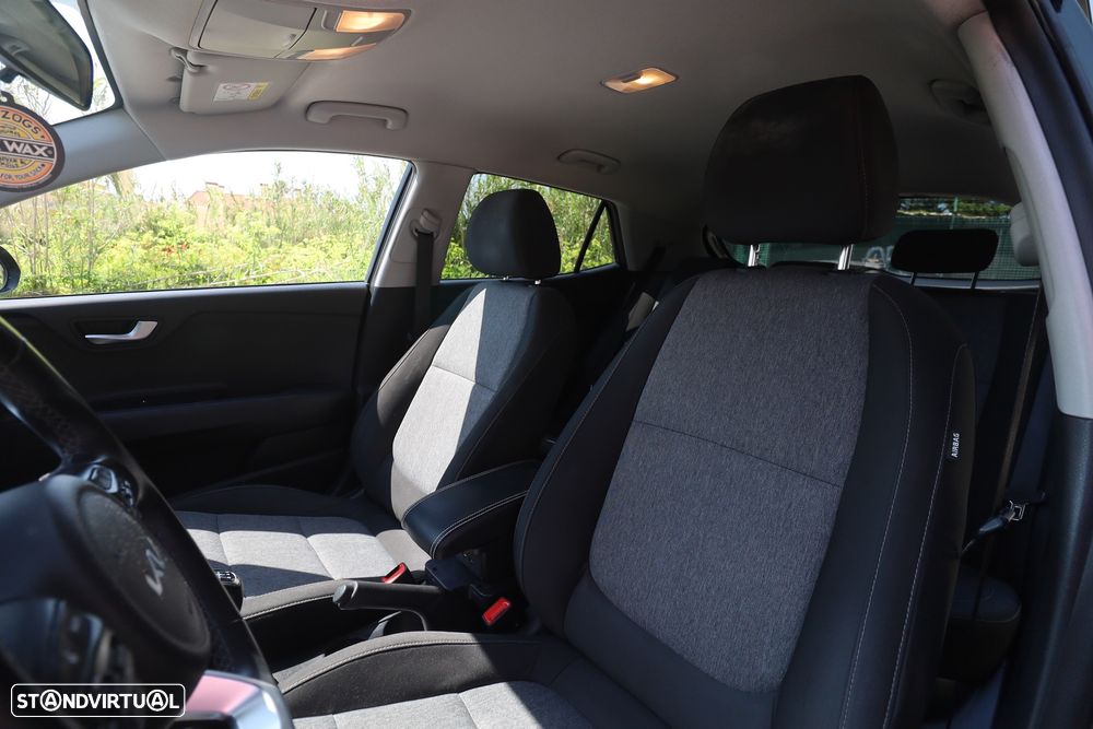 Kia Stonic 1.0 T-GDI Wave - 4