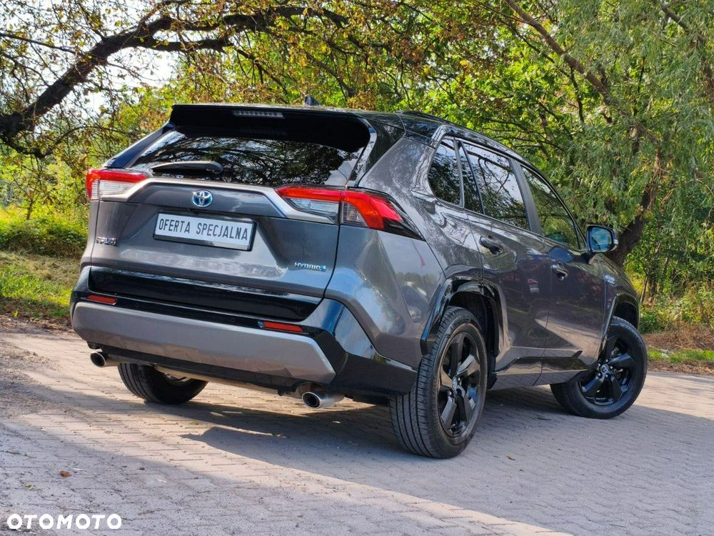 Toyota RAV4 - 10