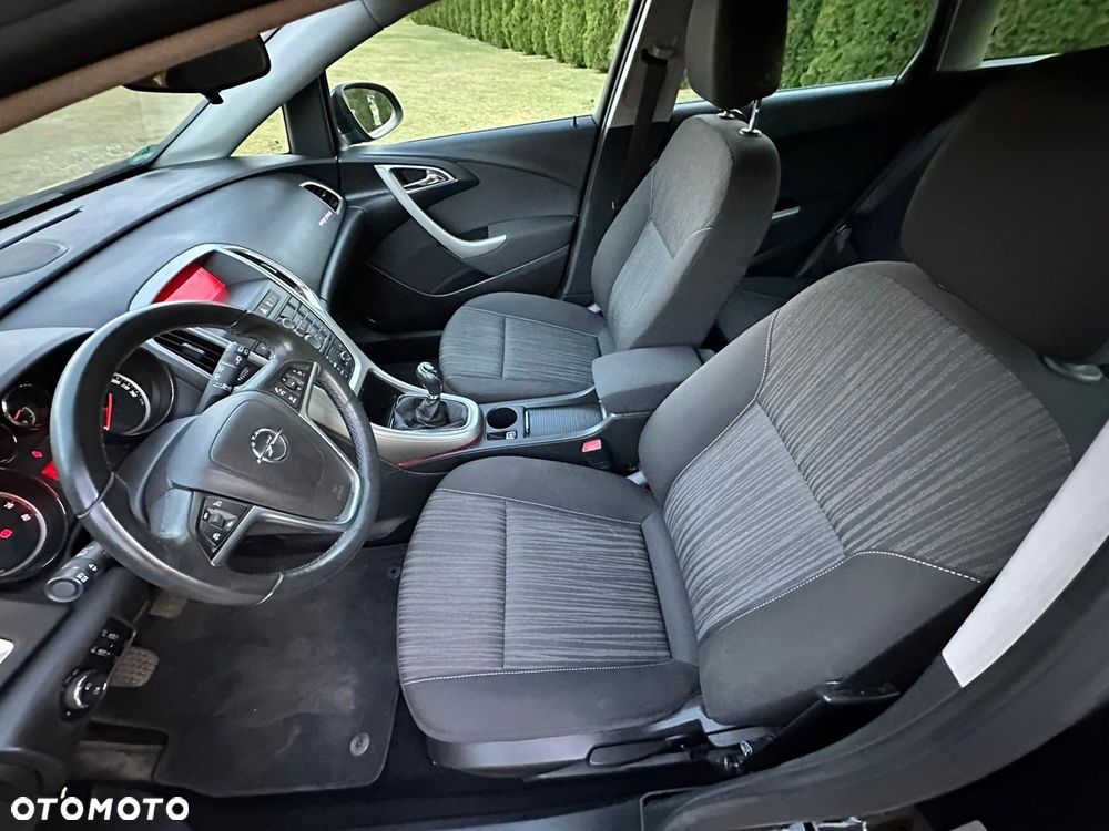 Opel Astra - 11