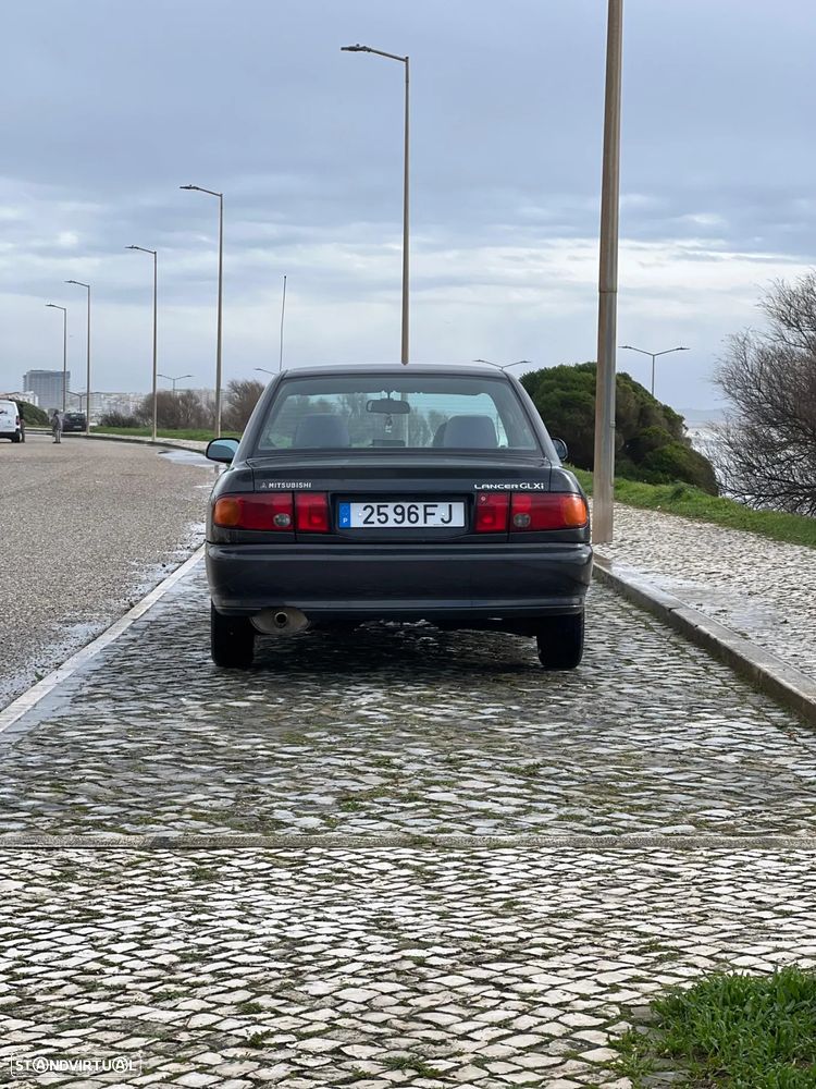 Mitsubishi Lancer 1300 GLXi - 5