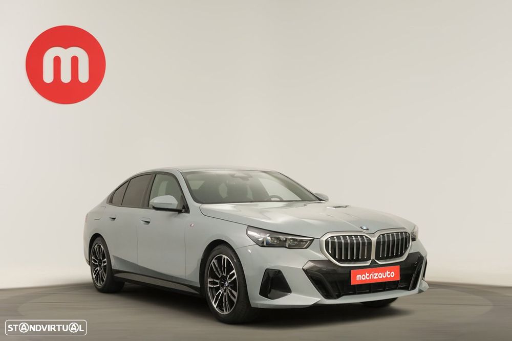 BMW 520 d Pack Desportivo M - 1