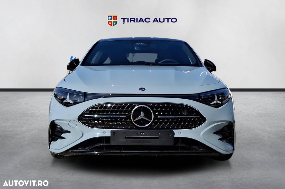 Mercedes-Benz CLA 220 - 8