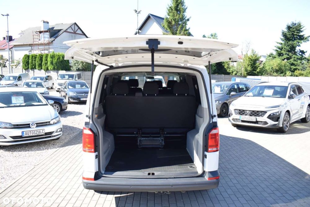 Volkswagen Caravelle - 12