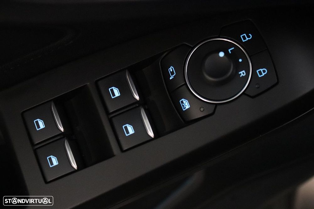 Ford Focus 1.0 EcoBoost MHEV ST-Line X - 21