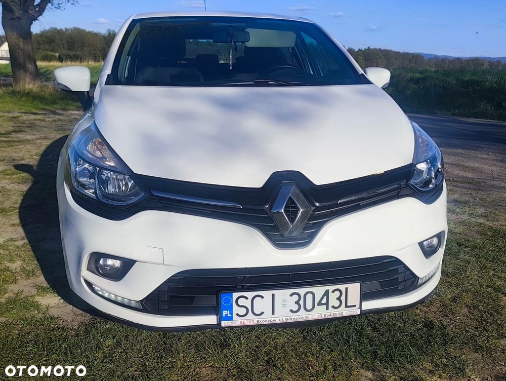 Renault Clio 1.2 16V 75 Life - 4