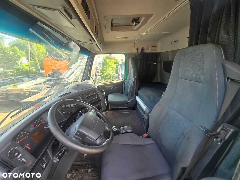 Volvo FH 8x4 - 12