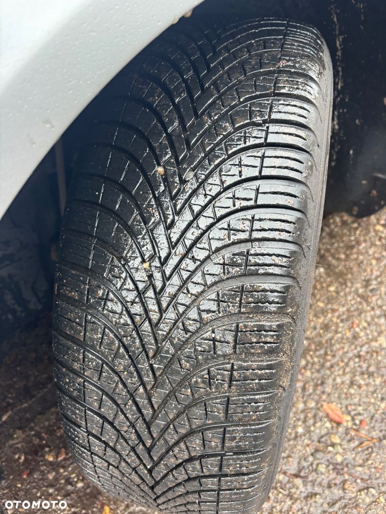 Volkswagen Passat Variant 2.0 TDI DPF DSG Comfortline - 23