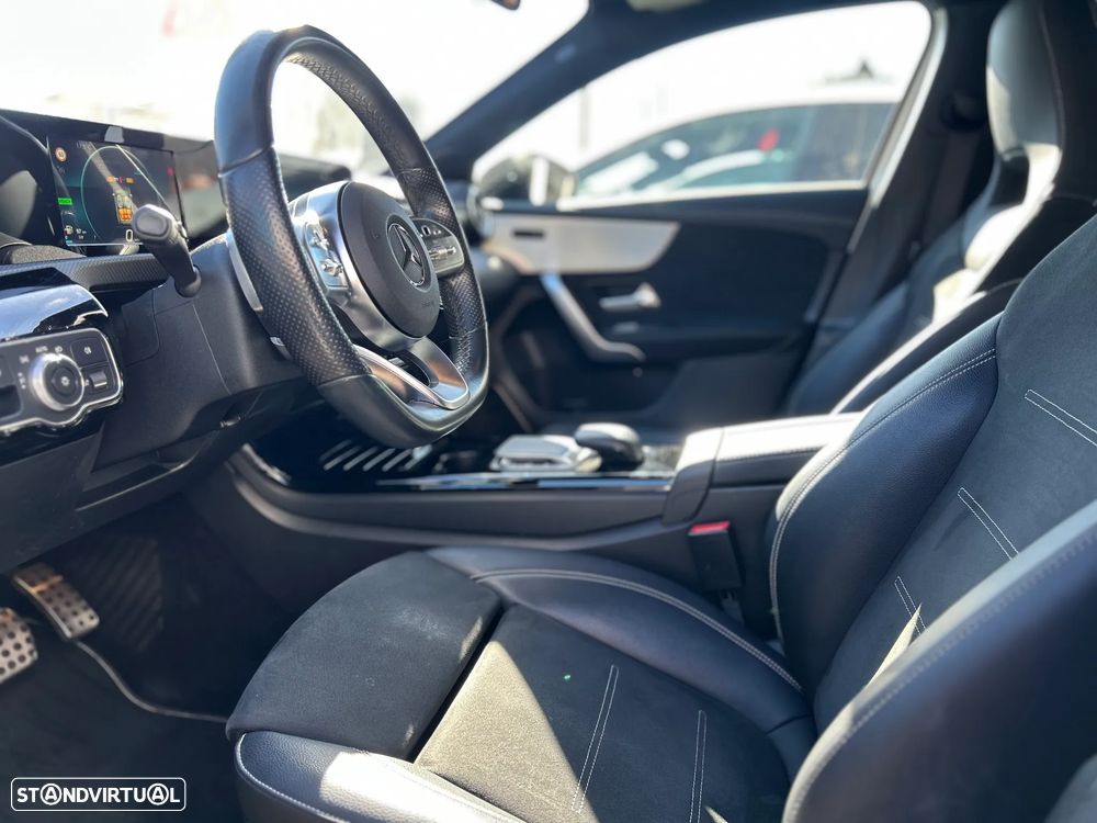 Mercedes-Benz A 250 e 8G-DCT Edition AMG Line - 27