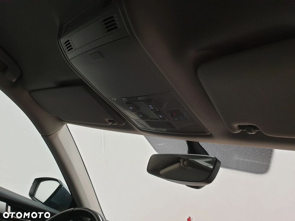 Skoda Superb 2.0 TDI Style - 33