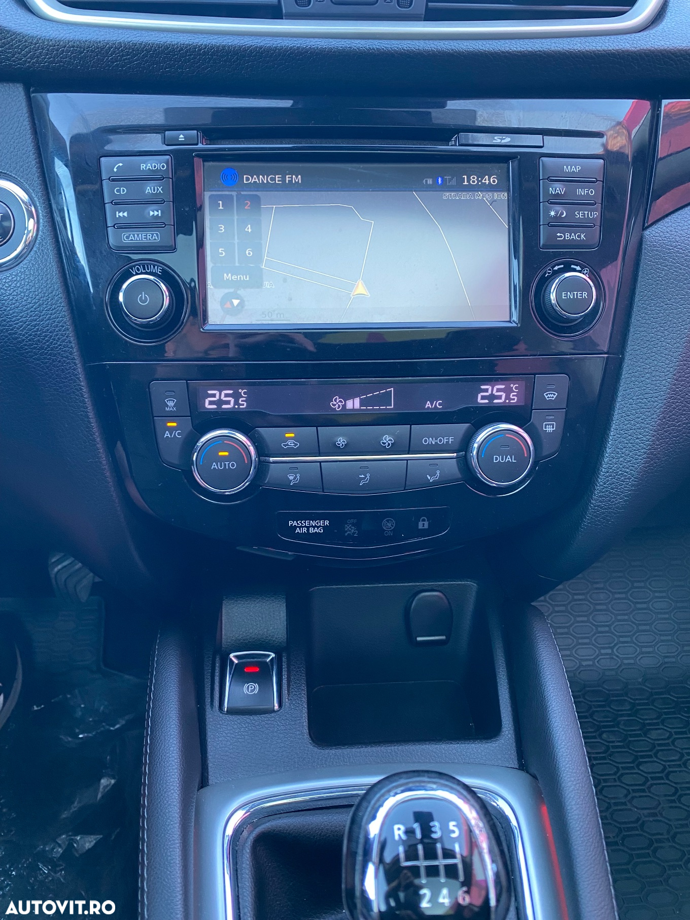 Nissan Qashqai 1.6 DCI TEKNA+ - 12