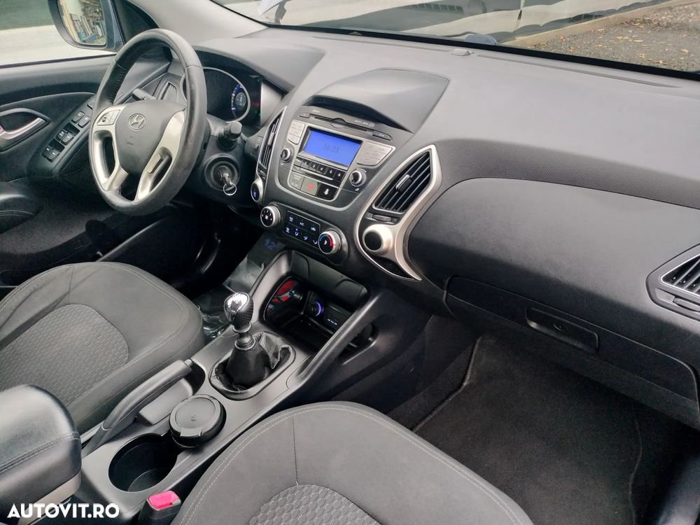 Hyundai ix35 - 22