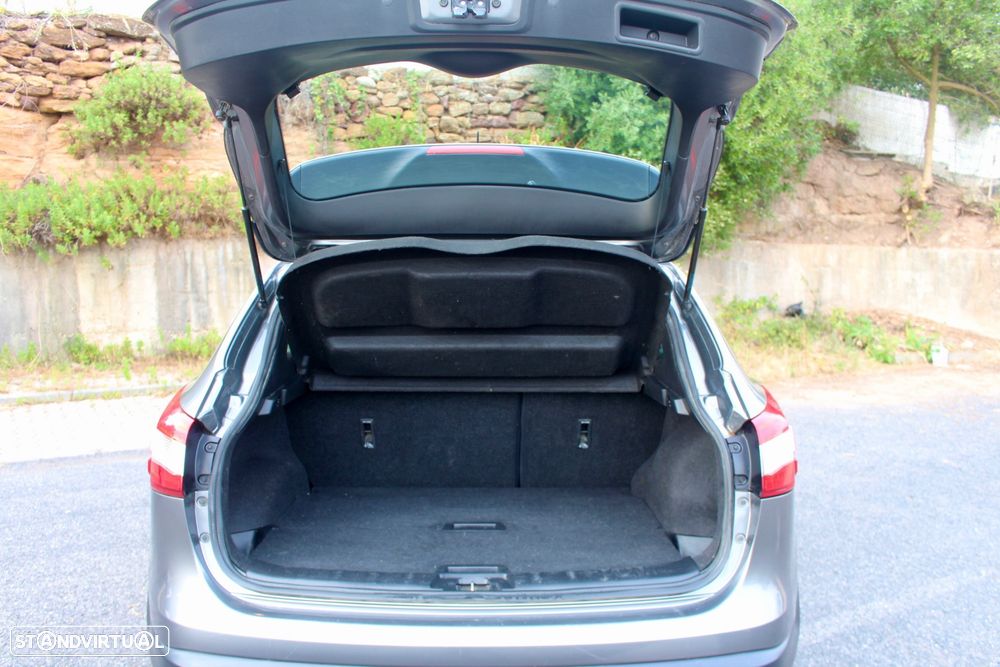 Nissan Qashqai 1.5 dCi Visia - 9