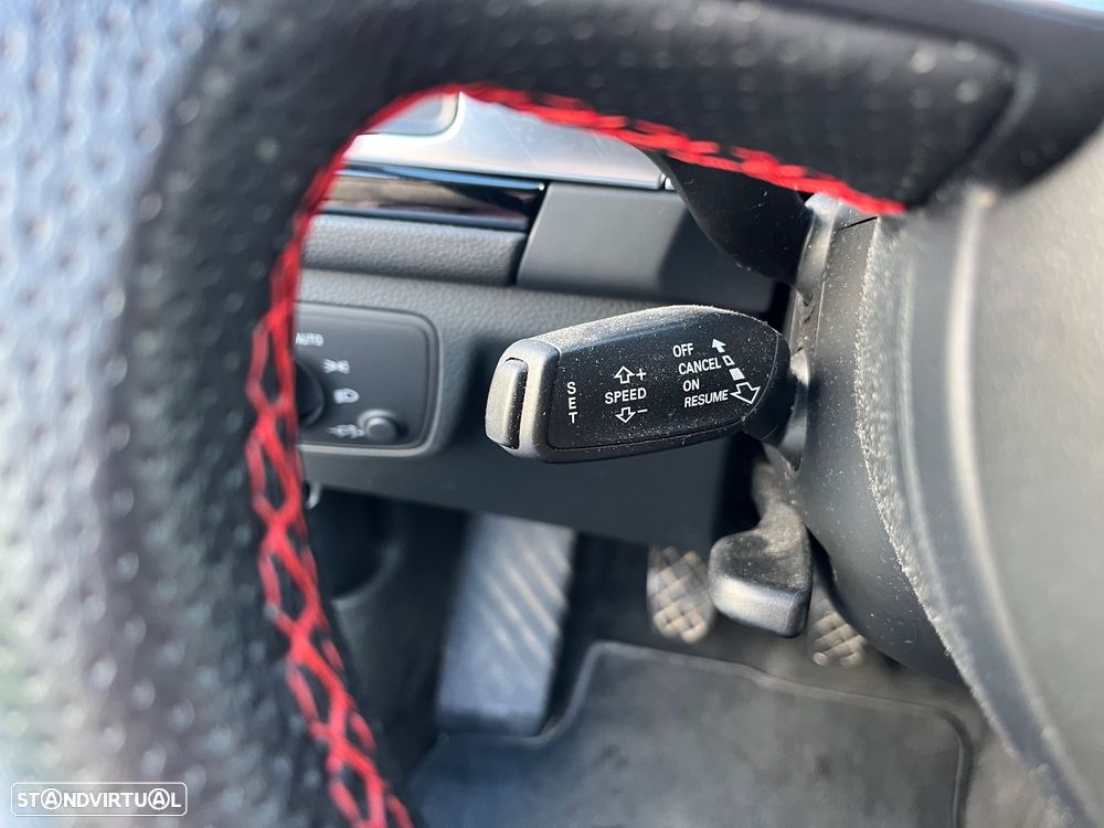 Audi A6 2.0 TDI Business Line Advance - 32