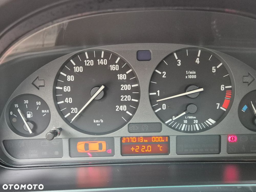 BMW Seria 5 - 8