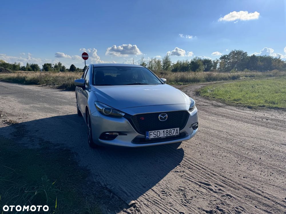 Mazda 3 - 5