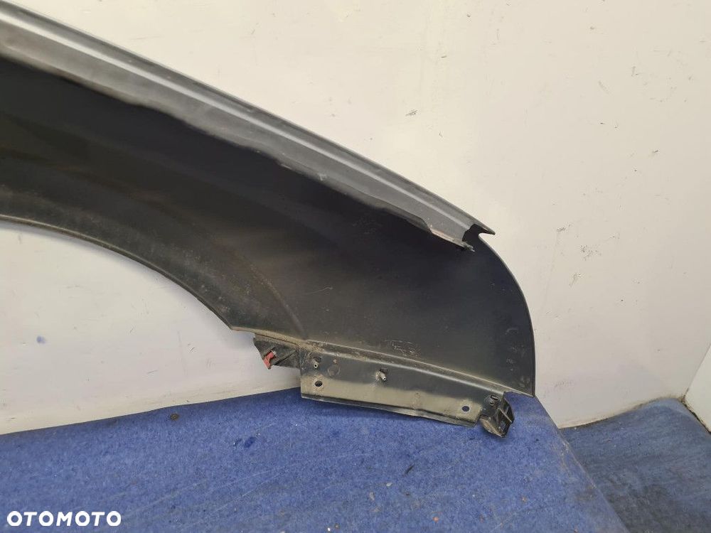 OPEL VECTRA C 3.0 GTS BŁOTNIK PRZÓD LEWY  Z155 - 11