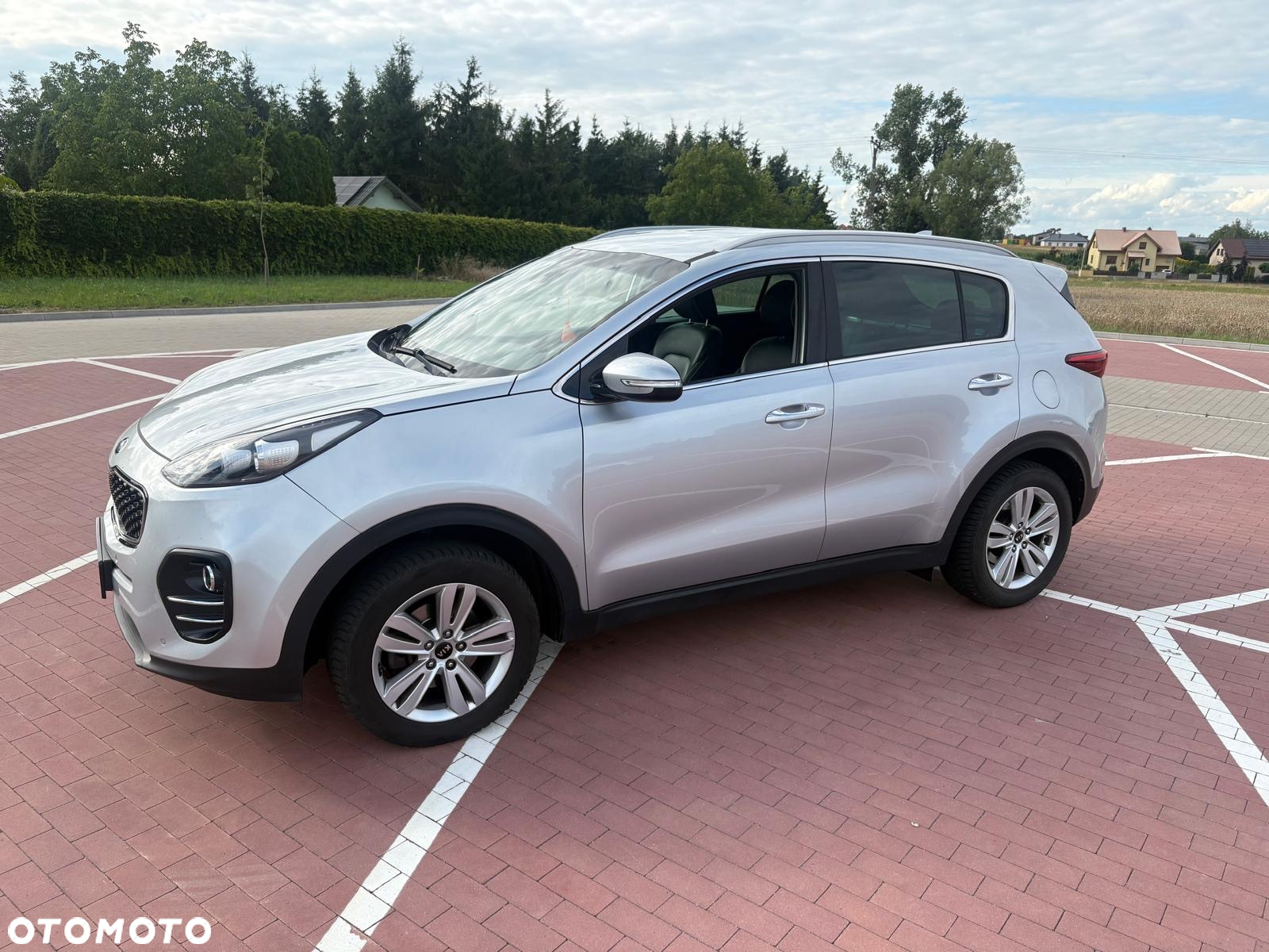 Kia Sportage 1.6 GDI 2WD Black Edition - 4