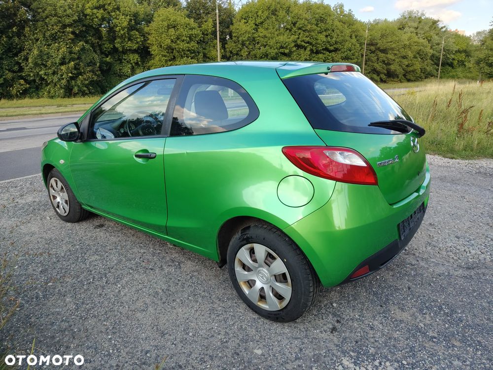 Mazda 2 - 3