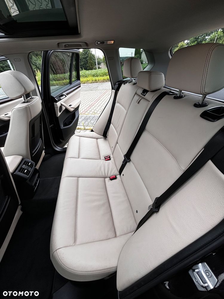 BMW X3 28i xDrive - 14