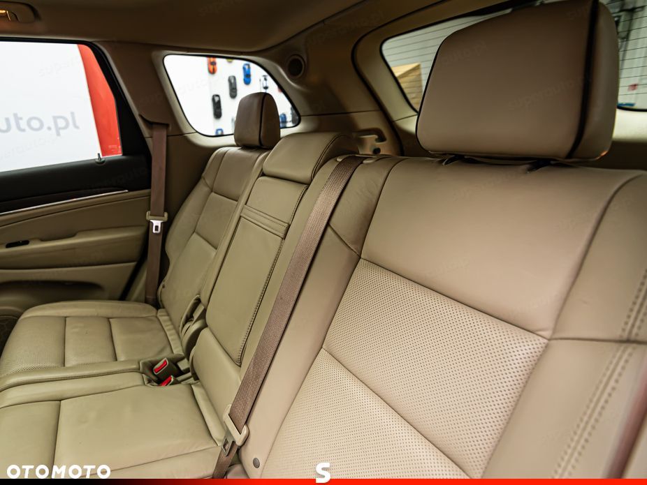 Jeep Grand Cherokee - 28