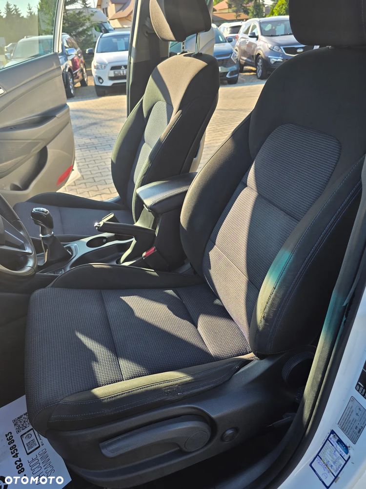 Hyundai Tucson 1.7 CRDI BlueDrive Comfort 2WD - 15
