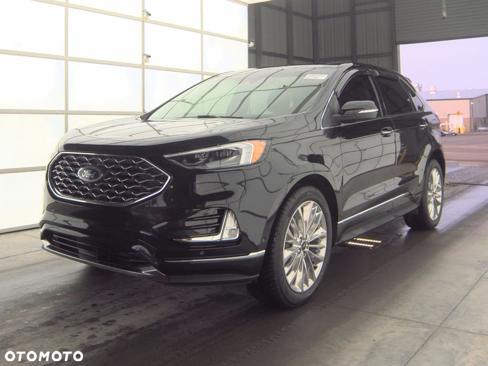 Ford Edge - 1