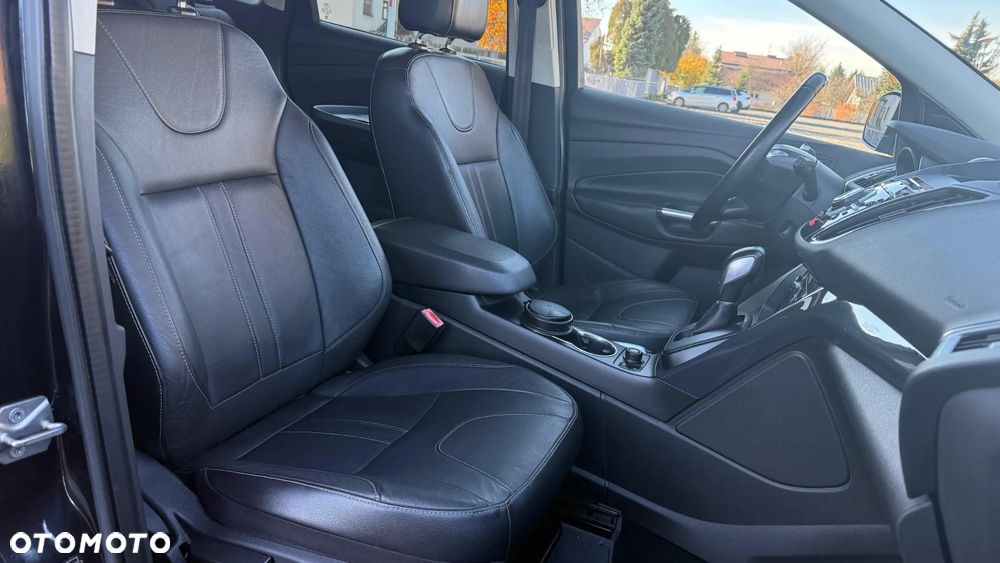 Ford Kuga 2.0 TDCi 4WD Titanium Plus - 25