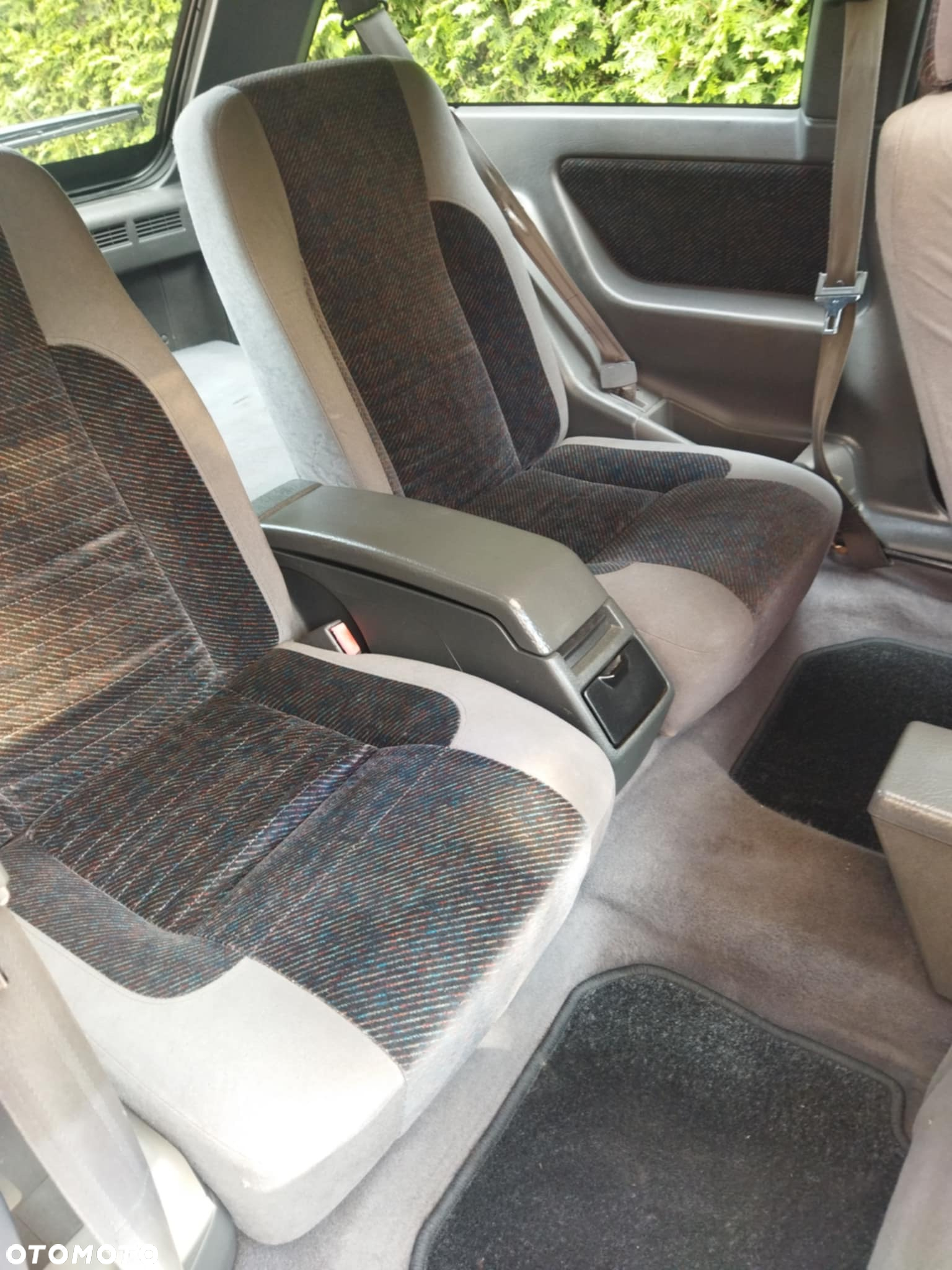 Volvo Seria 400 - 5