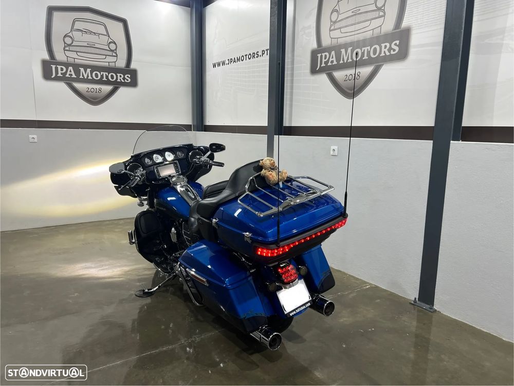 Harley-Davidson FLHT FLHTKSE CVO ULTRA LIMITED - 11