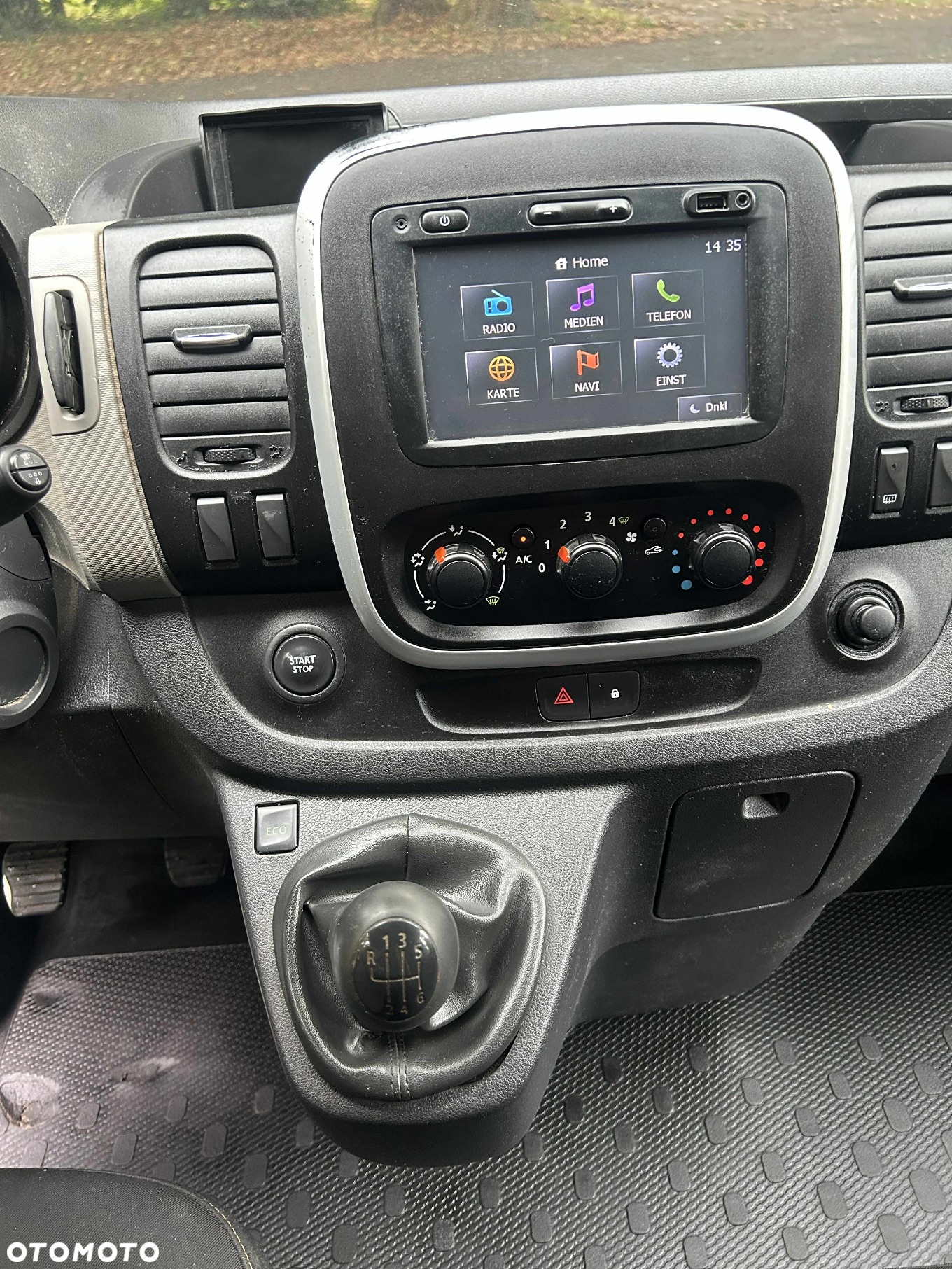 Renault Trafic - 10