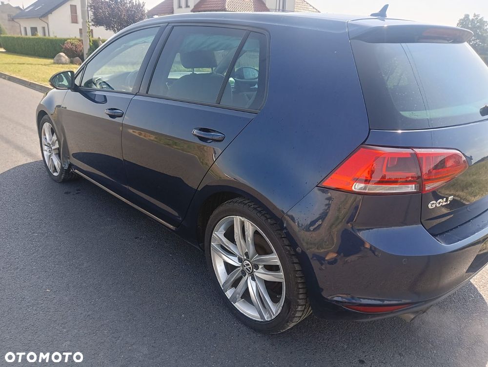 Volkswagen Golf 2.0 TDI SCR Highline - 4