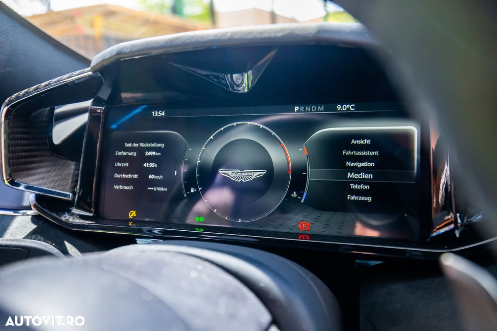 Aston Martin V8 Vantage Standard - 36