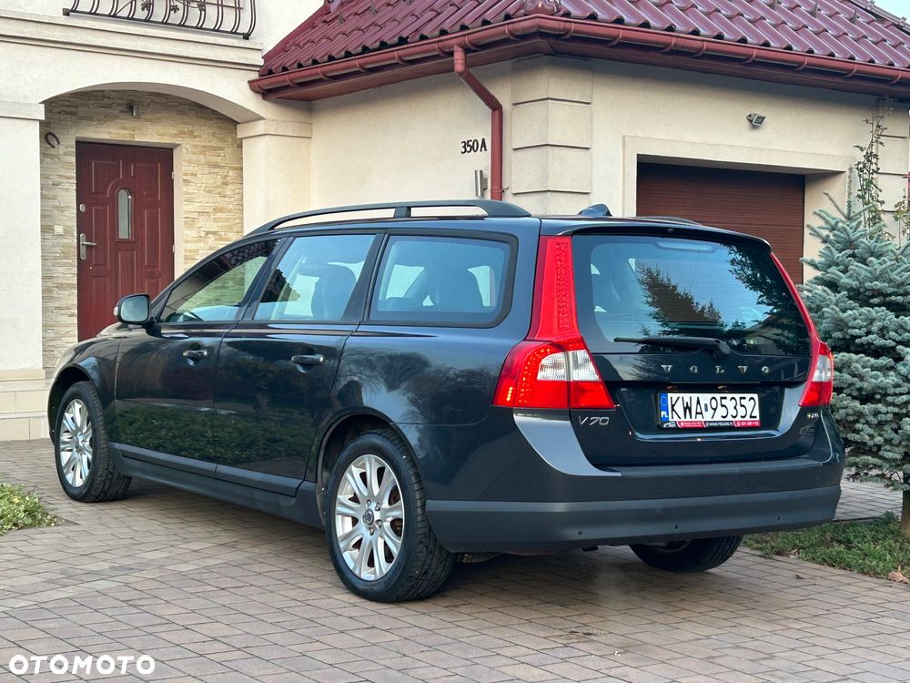 Volvo V70 2.0 Momentum - 9