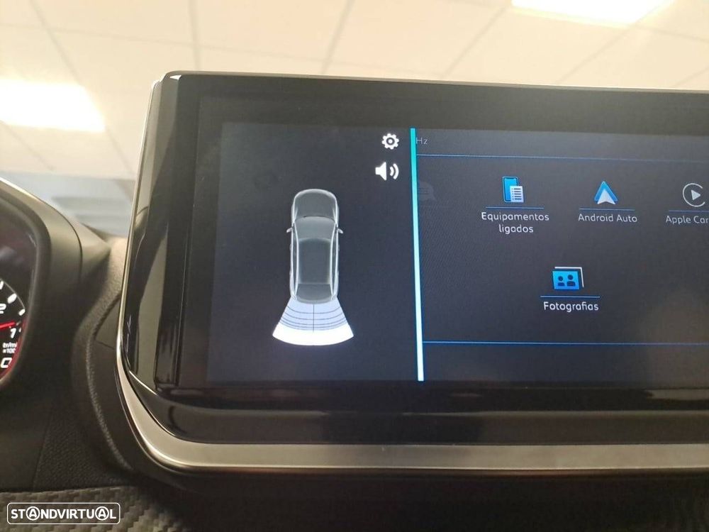 Peugeot 2008 1.2 PureTech Style - 24