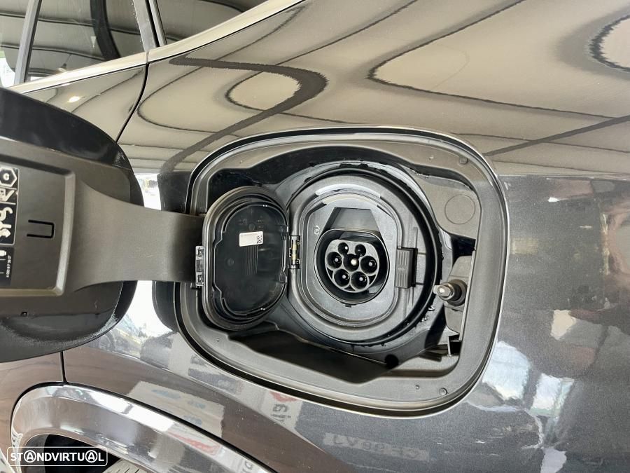 Mercedes-Benz GLC 300 de Coupe 4Matic - 18