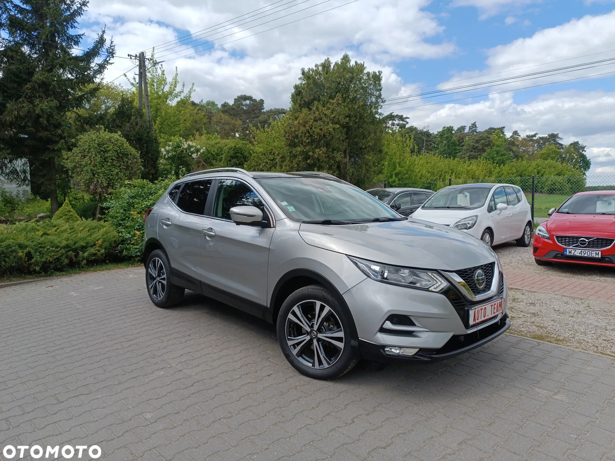 Nissan Qashqai 1.3 DIG-T N-Connecta EU6d - 23