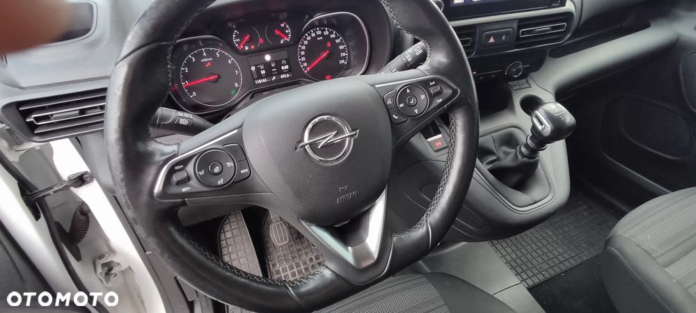 Opel Combo - 26
