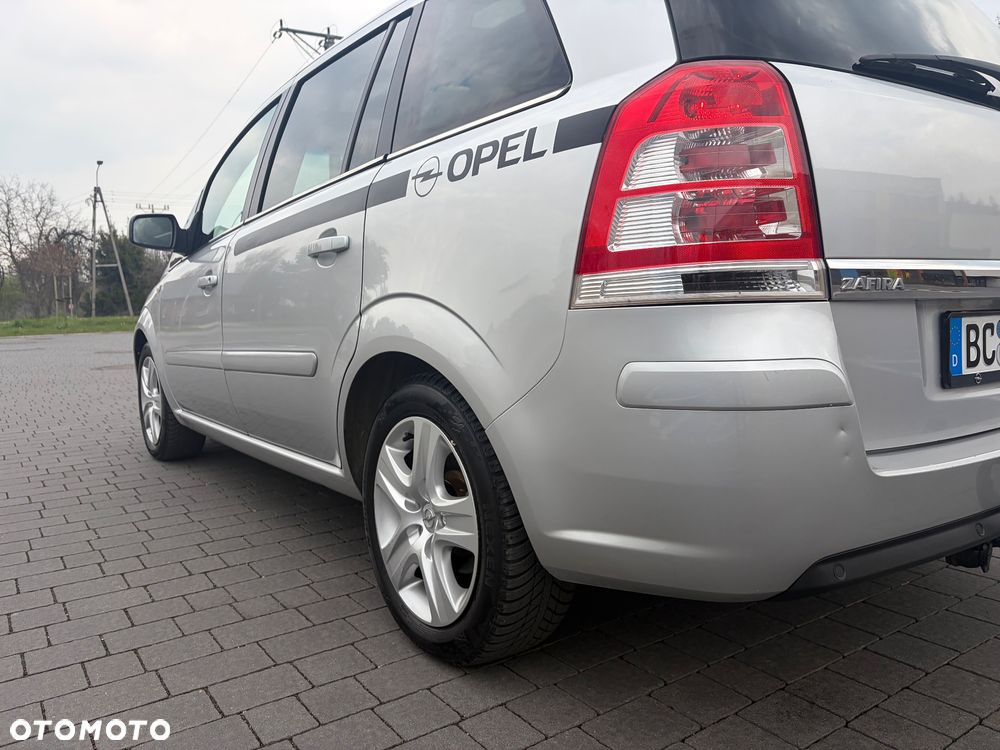 Opel Zafira 1.8 Enjoy - 15