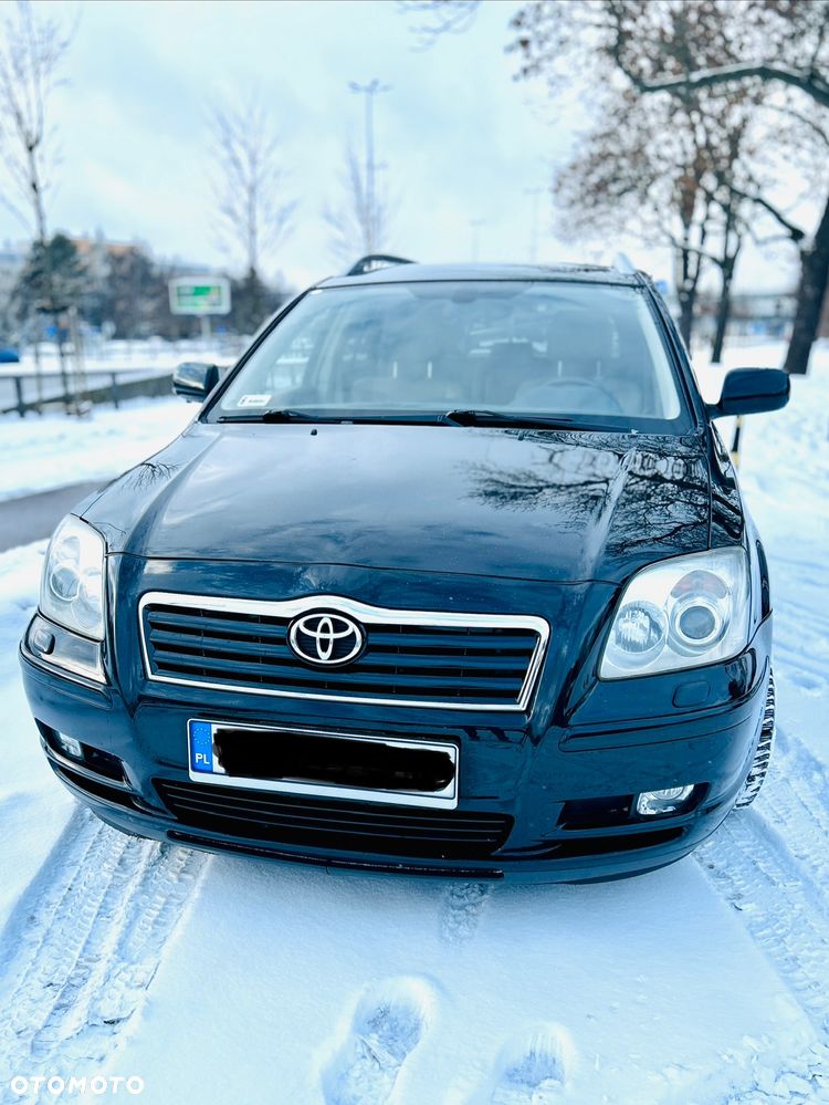 Toyota Avensis 2.2 D-4D Prestige - 2