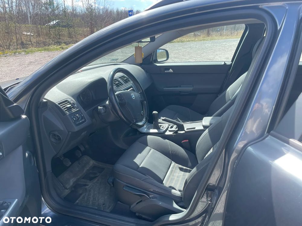 Volvo V50 2.0 Momentum - 5
