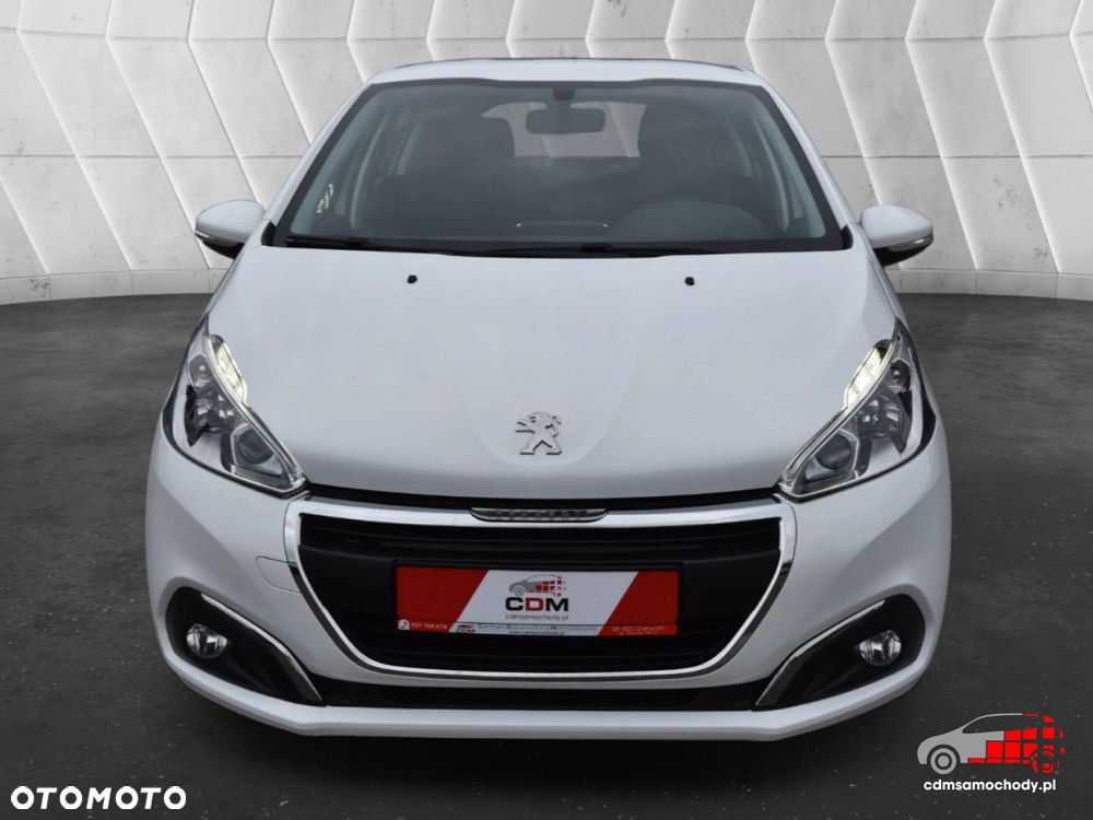 Peugeot 208 - 5