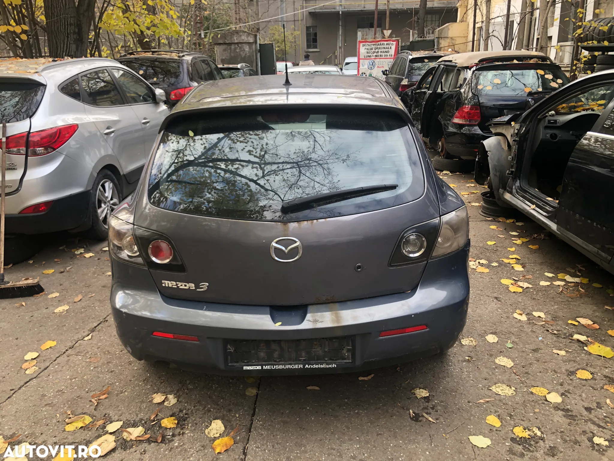 Dezmembrez Mazda 3 diesel gri argintiu - 2