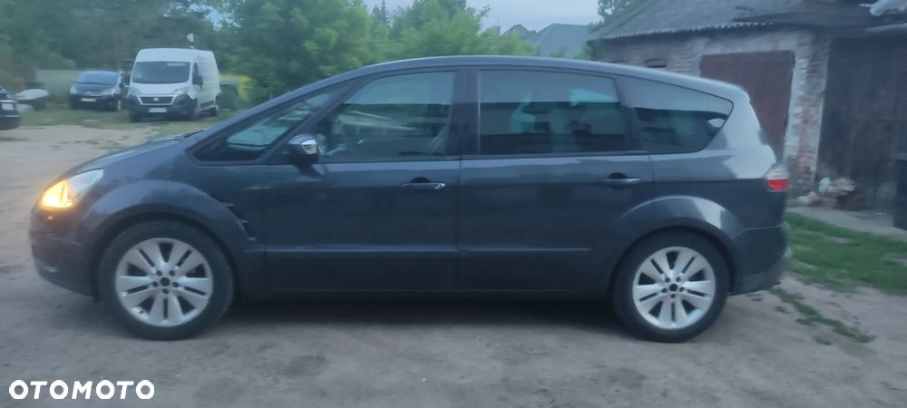 Ford S-Max 2.0 Ambiente - 2
