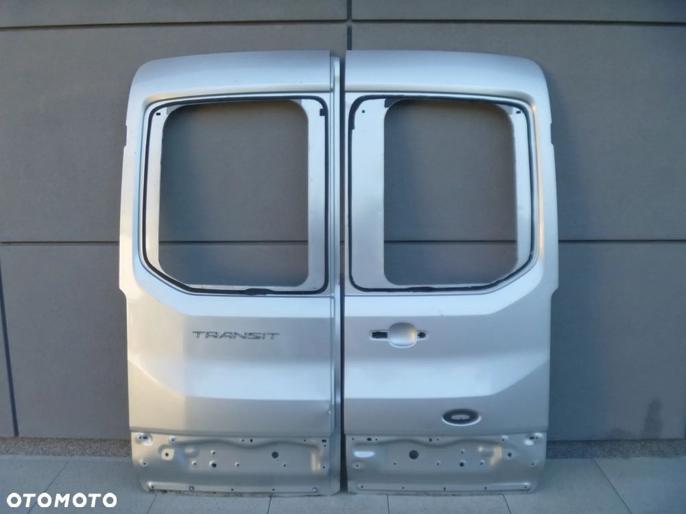 FORD TRANSIT MK8 2014 DRZWI TYLNE PRAWE SUWANE PRZESUWNE - 11