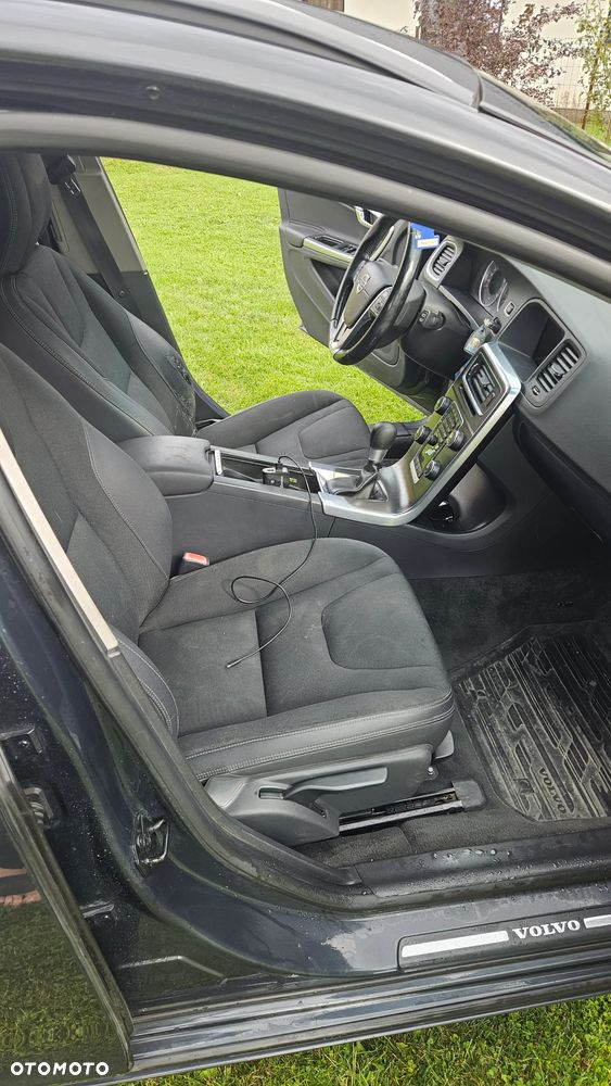 Volvo V60 - 14
