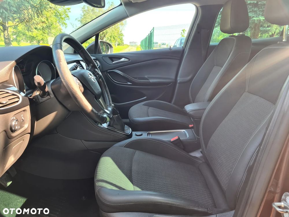 Opel Astra - 9