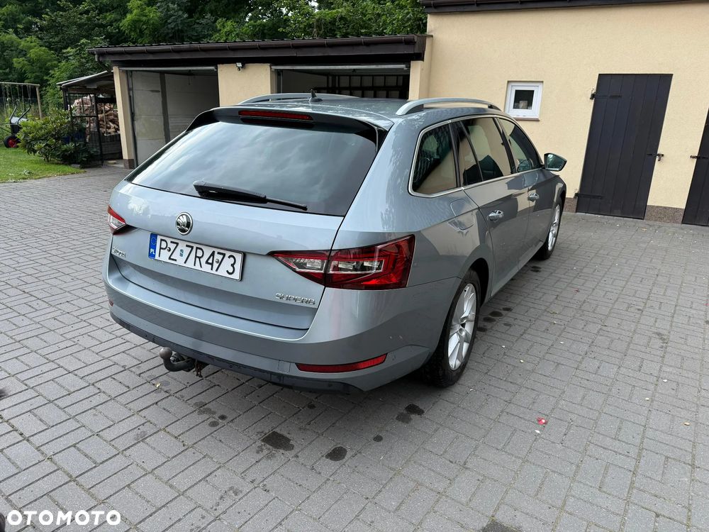 Skoda Superb 1.6 TDI Style - 3