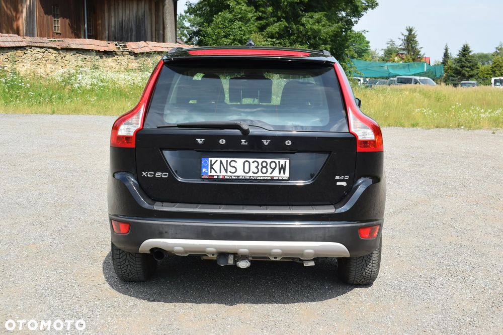 Volvo XC 60 2.4D Momentum - 6