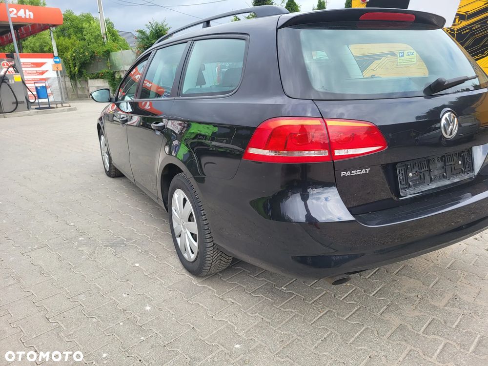 Volkswagen Passat 1.6 TDI Perfectline - 4